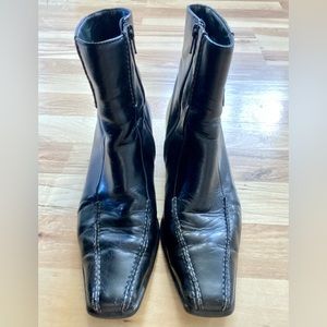 Paul Green black leather ankle boots. Side zip. UK size 6.5 equal to US size 9.